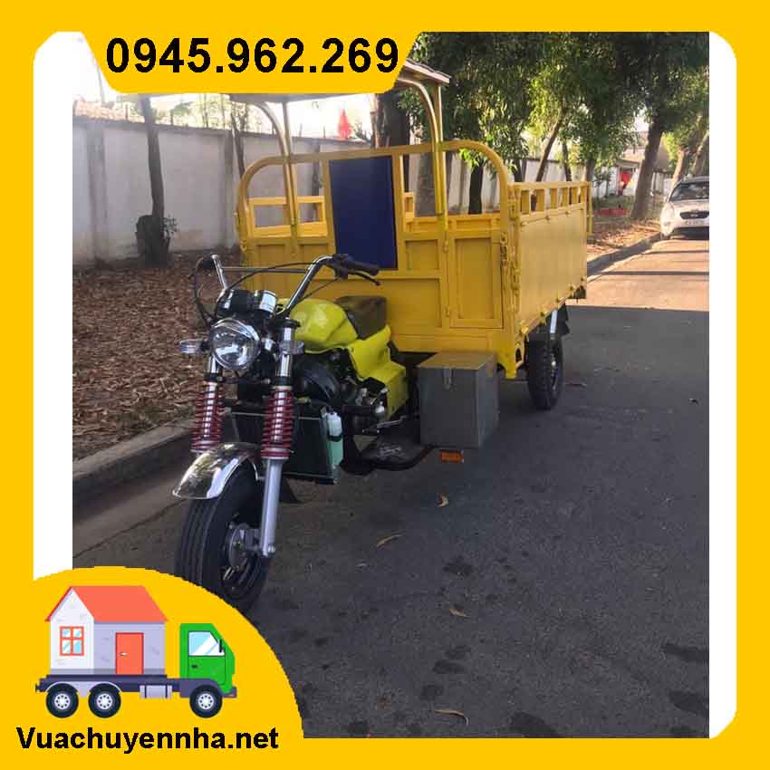 Nên chuyển phòng trọ bằng xe ba gác hay xe máy